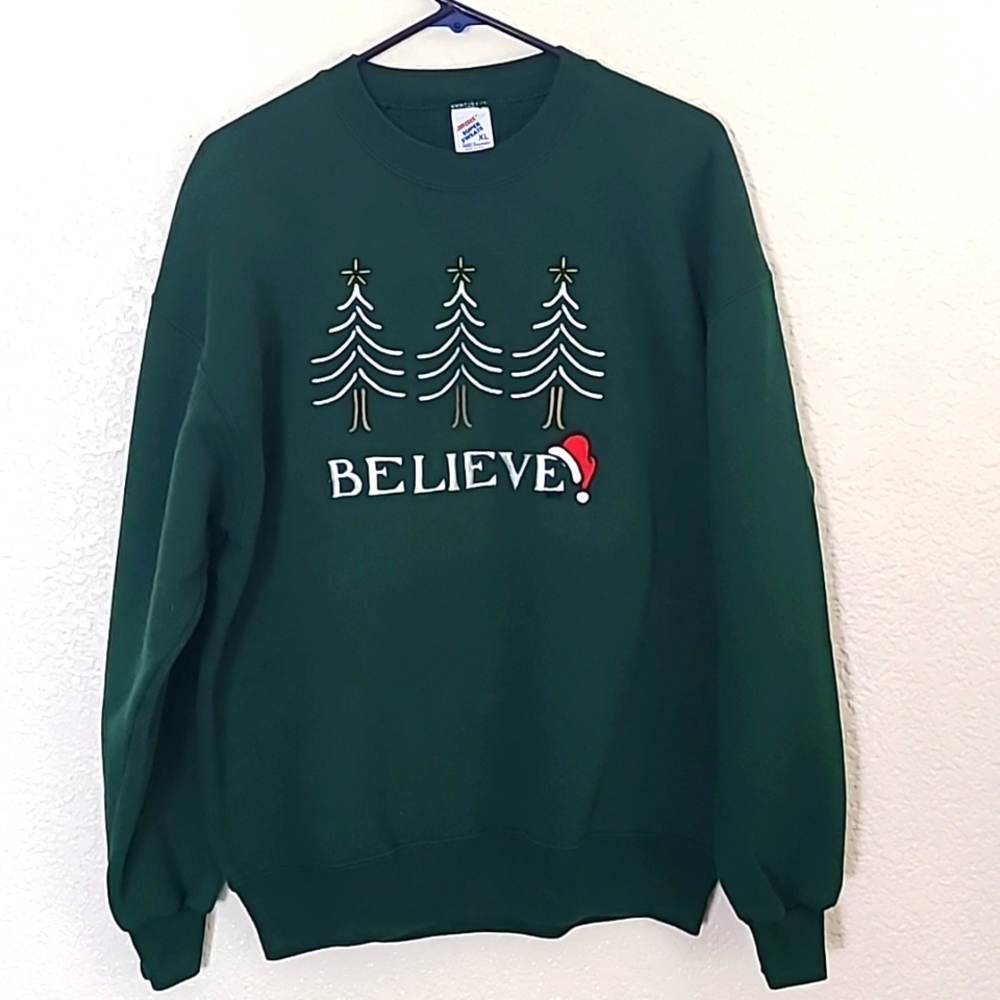 Green BELIEVE sweatshirt, XL